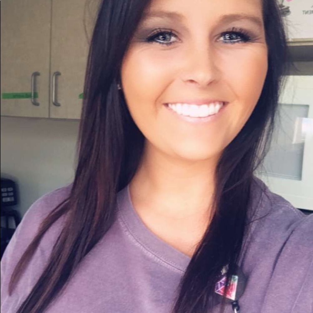 Meet your Posher, Ashlyn